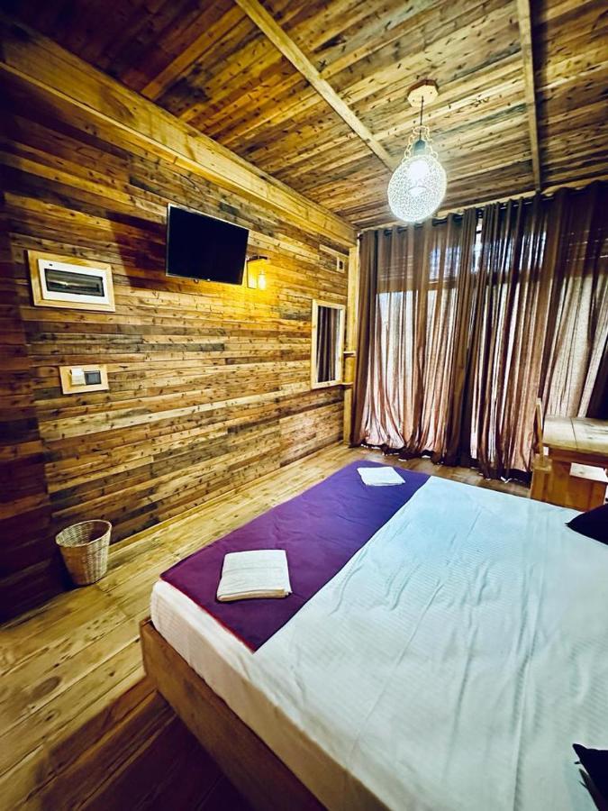 Winwood Ella Hotel Ngoại thất bức ảnh